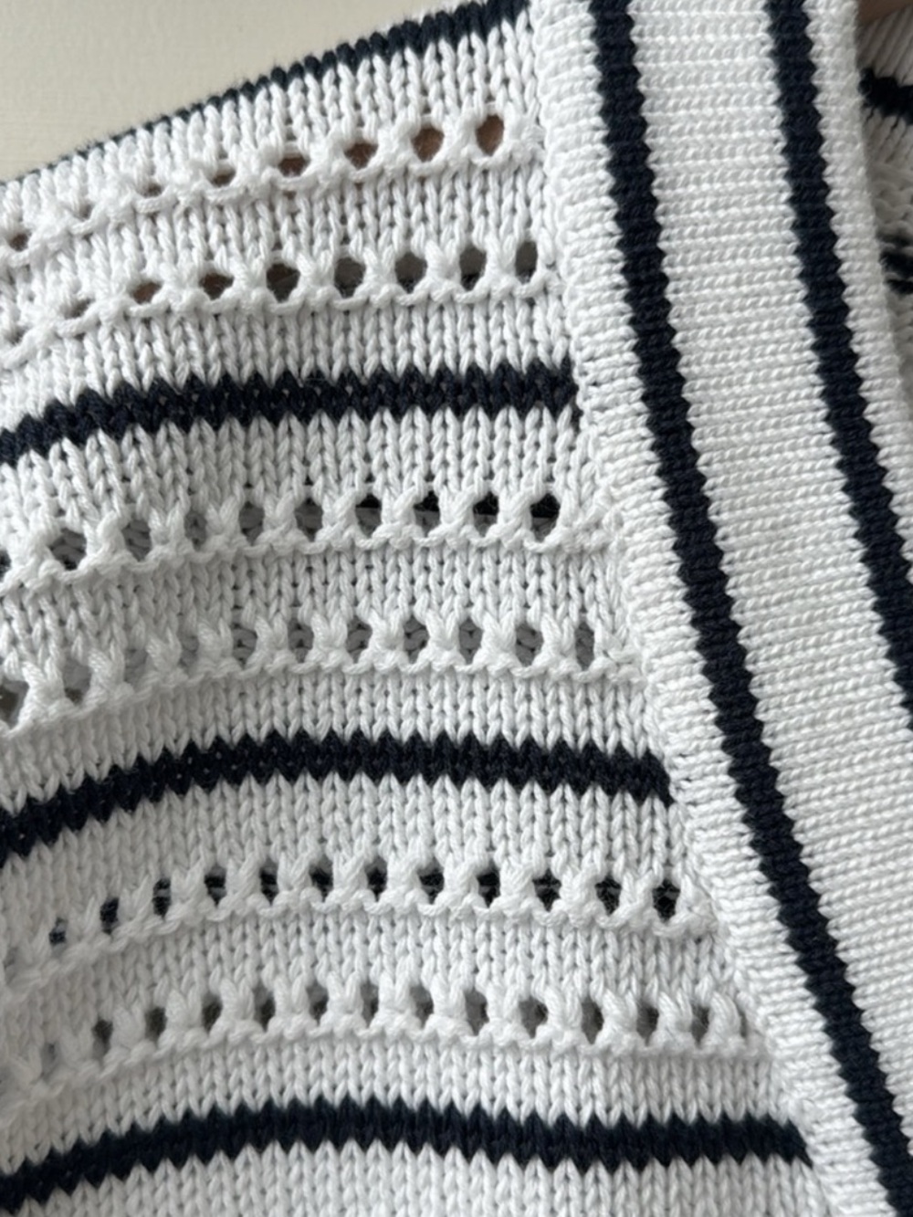 Varley Antonia Relaxed Cardigan - Picture 7 of 8